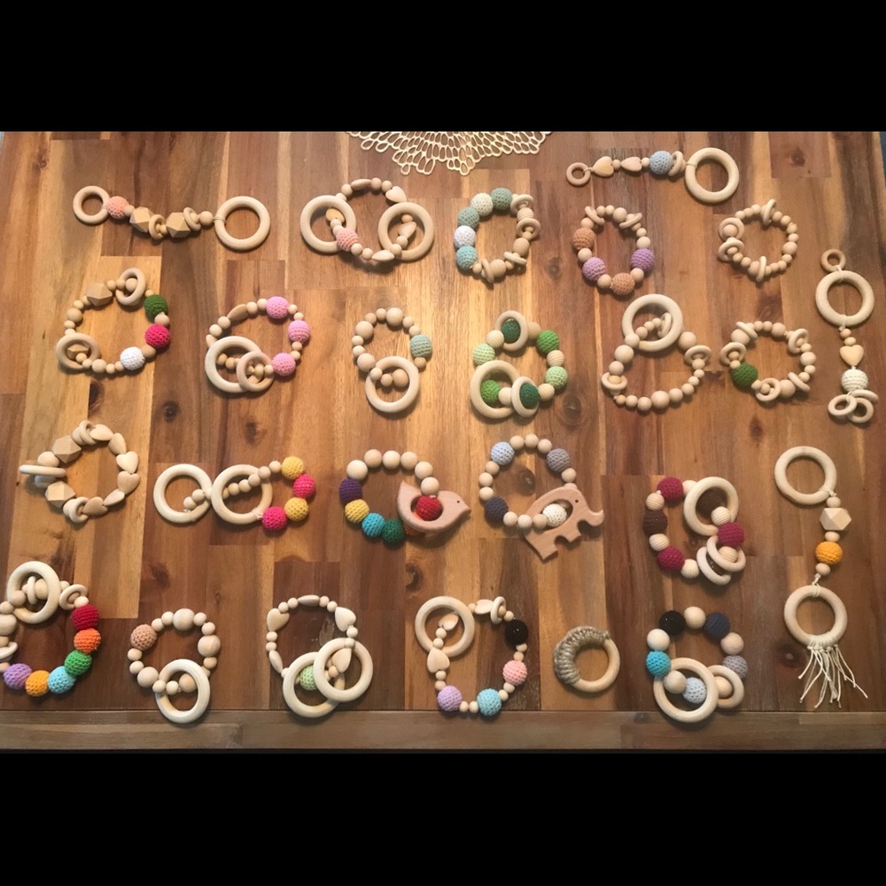 Natural wood teething rings - Picture 1 of 8